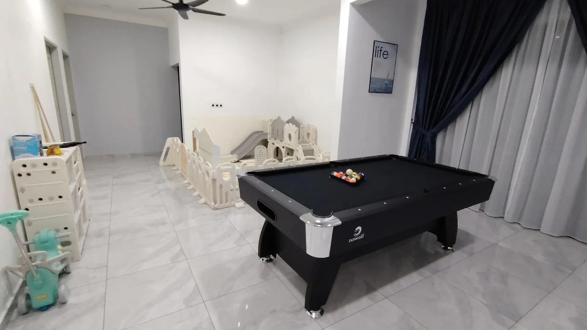 Villa With Private Pool Malakka